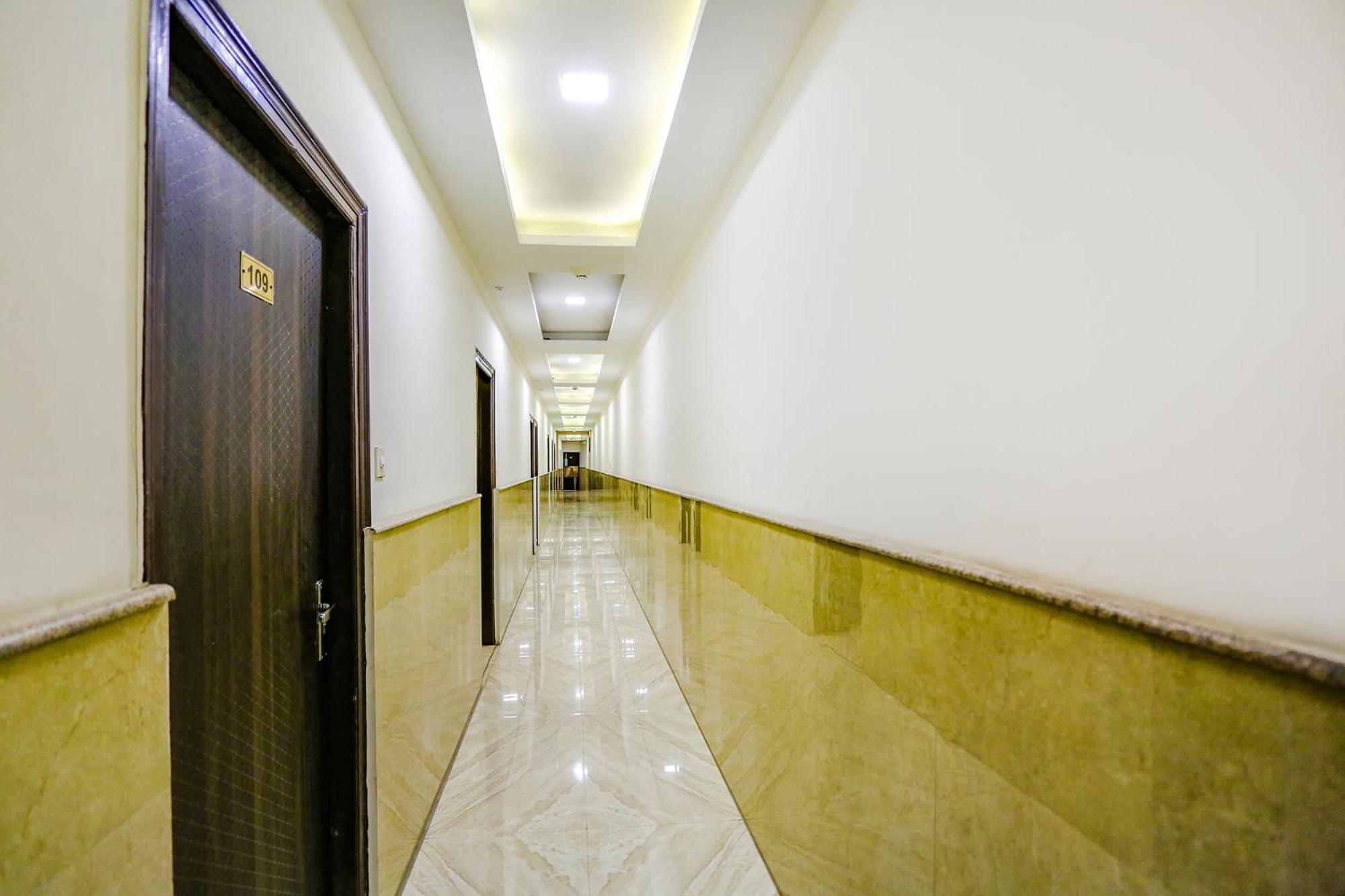 Fabhotel The Kiara Near Igi Delhi Airport New Delhi Ngoại thất bức ảnh